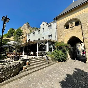 Hotel De La Ruine **